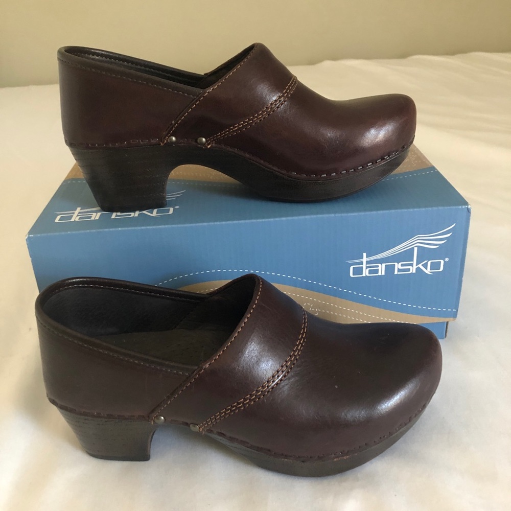Dansko - leather clogs w/ wooden bottoms